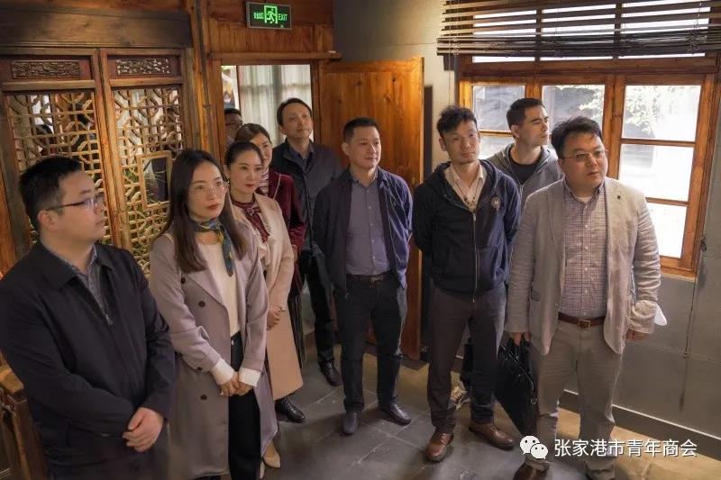 �������L(f��ng)��չʾ�^